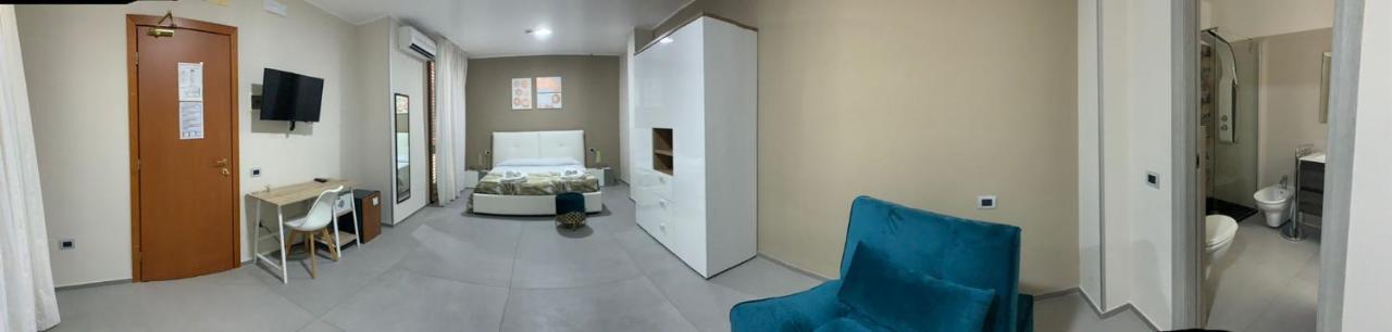 Albergo Piazza Risorgimento Porto Cesareo Eksteriør billede