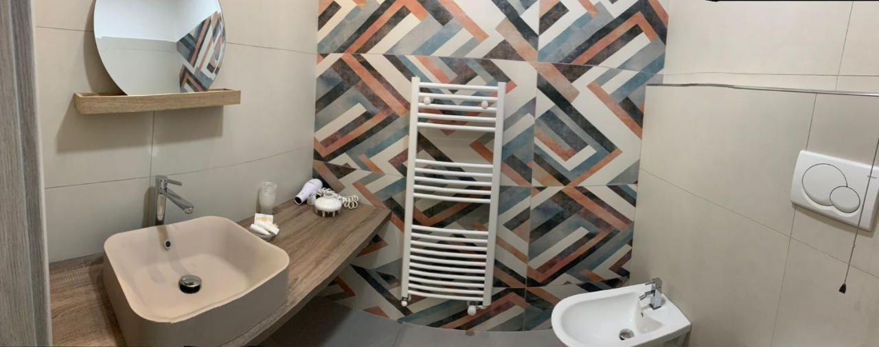 Albergo Piazza Risorgimento Porto Cesareo Eksteriør billede
